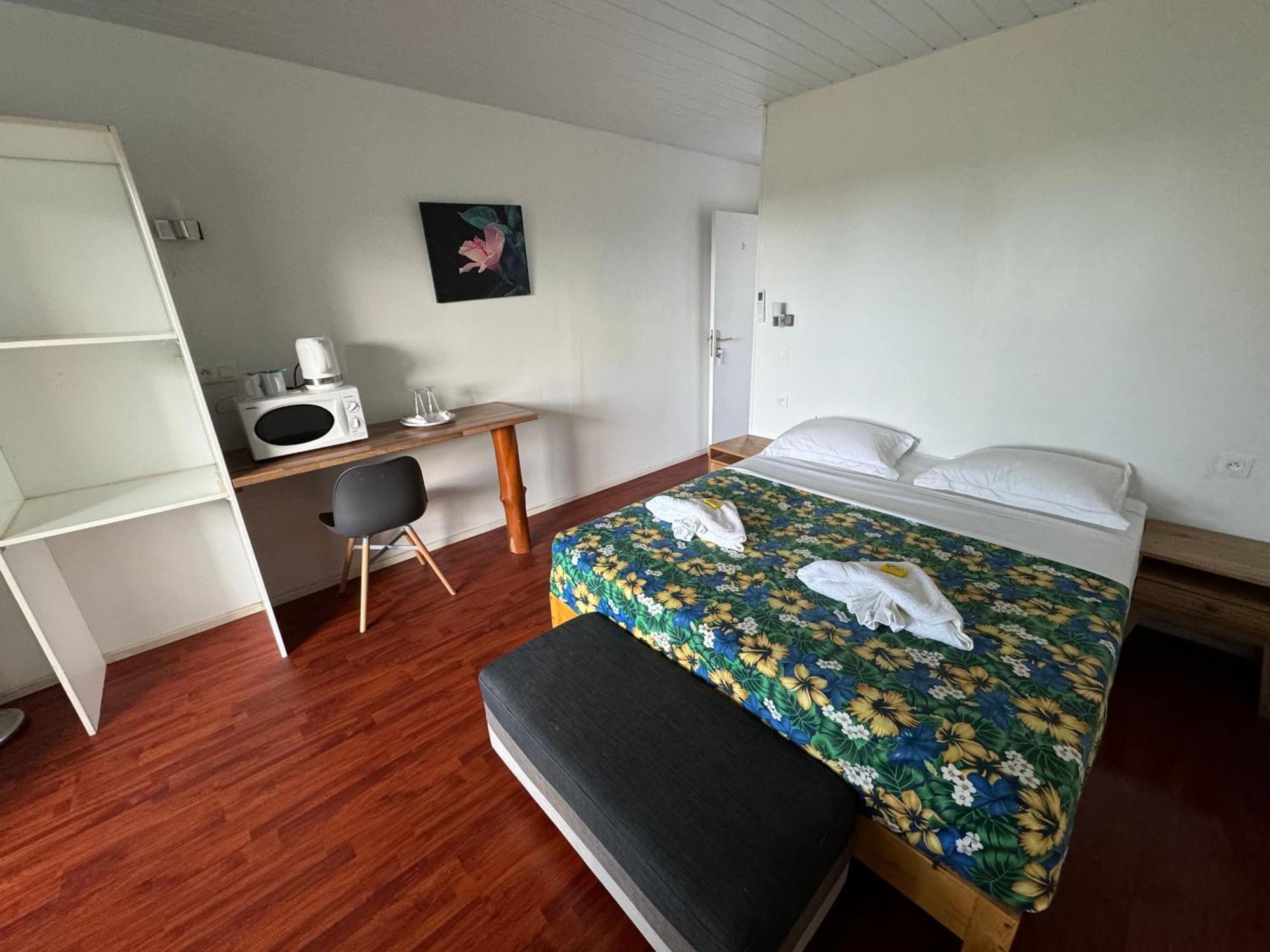 Te Mao Hotel Avatoru Phòng bức ảnh